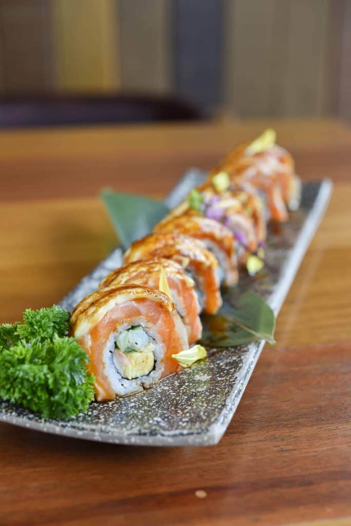 Salmon Engawa Roll