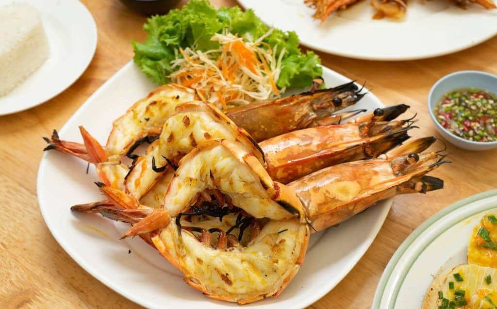 กุ้งลายเสือย่างเนย