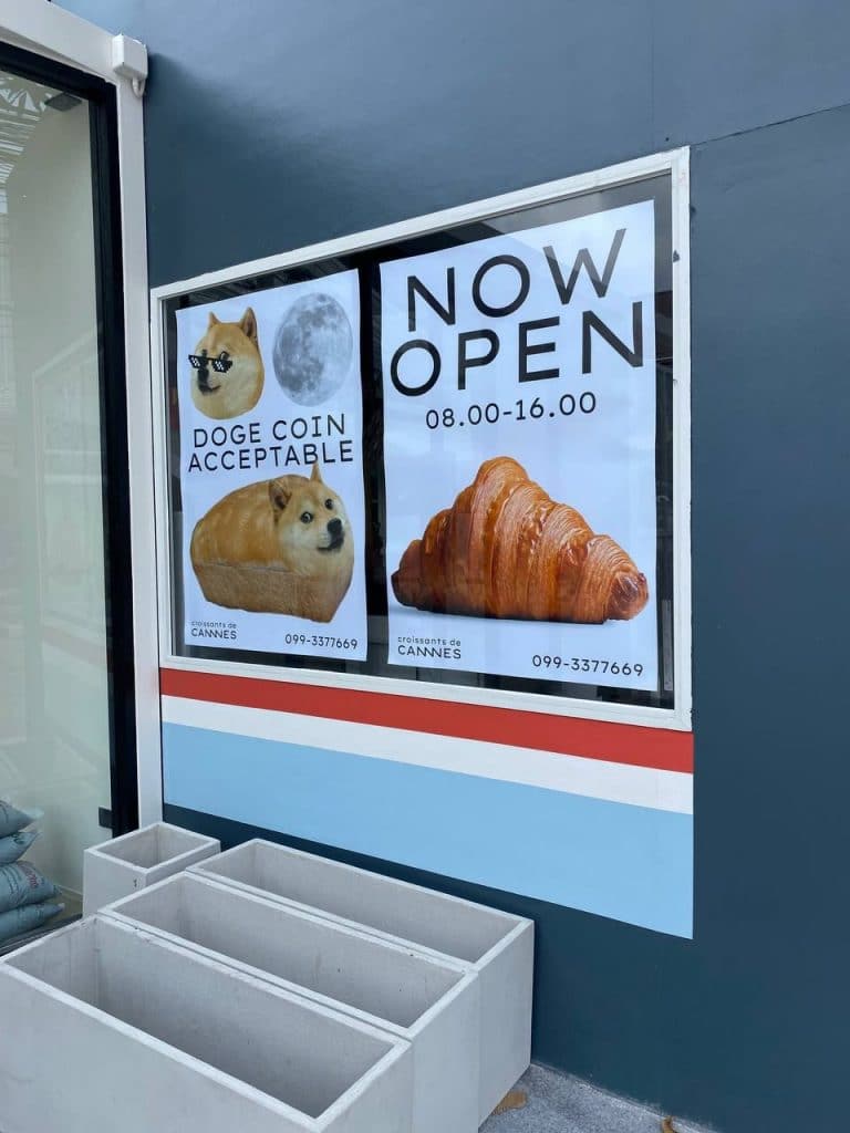 Croissants de Cannes ร้านขนมที่รับจ่ายด้วย Dogecoin
