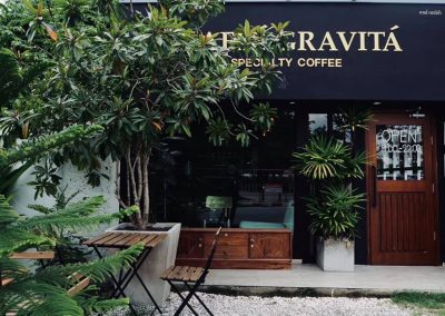 Caffe’ Gravita’ คาเฟ่ Specialty Coffee ใจกลางบางแสน